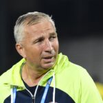ATENȚIE! Dan Petrescu primește o propunere neașteptată în fruntea competiției pentru titlu! Tehnicianul, contactat de către conducere 2 news alert dan petrescu oferta surpriza in plina lupta pentru titlu antrenorul sunat de conducere 6808fdf79e50b