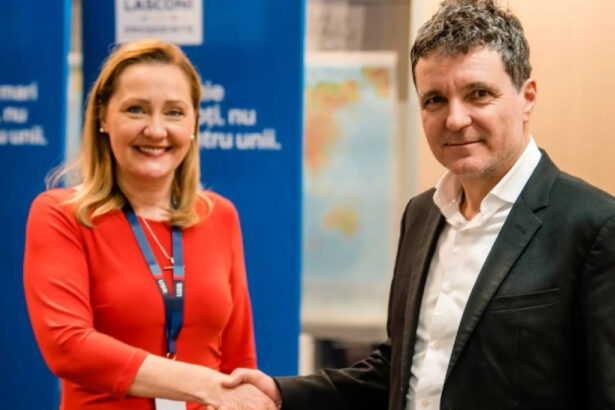 nicusor dan mi as fi dorit ca elena lasconi sa faca un pas in spate ce spune presedinta usr despre scandalul din partid 6803849575194