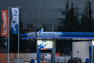 o companie controlata de rusia are o datorie uriasa la statul roman ce se va intampla cu banii 6800137122582