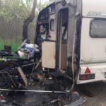 Incendiu devastator într-o rulotă la Hârșova: o bătrână de 72 de ani a suferit arsuri severe pe 70% din corp 3 o rulota a luat foc in harsova o femeie de 72 de ani a suferit arsuri pe 70 din suprafata corpului 6803c95a00600