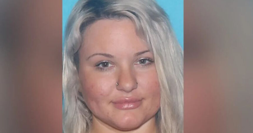 O tânără a încercat să angajeze un călău pe Tinder pentru a-și răzbuna fostul iubit, polițist, și pe fiica acestuia. Iată ce a urmat! 1 o tanara a incercat sa angajeze un asasin pe tinder pentru a i ucide pe fostul iubit politist si pe fiica lui ce s a intamplat dupa 67fac4f81c5e0