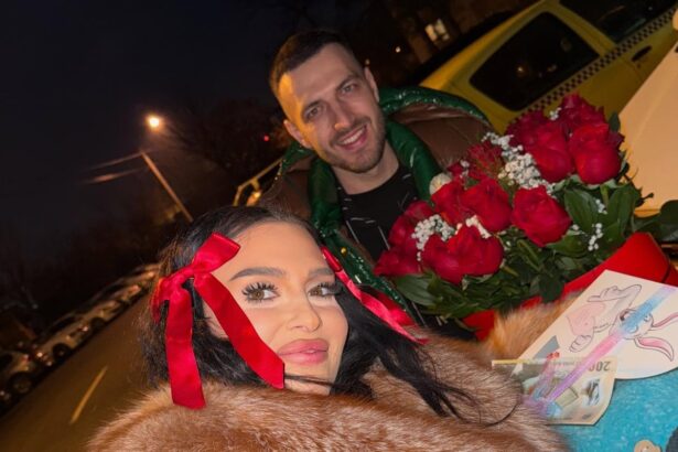 oana radu a aparut in rochie de mireasa fanii cred ca s a casatorit cu serban balaban si ca e insarcinata casa de piatra vom avea un nepotel 67f64a65dfa59