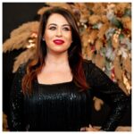 Oana Roman sărbătorește 25 de ani de carieră: „Am deschis drumul acestei profesii în România!” 3 oana roman a implinit 25 de ani de cariera eu am lansat aceasta meserie in romania video exclusiv 67f9159009132