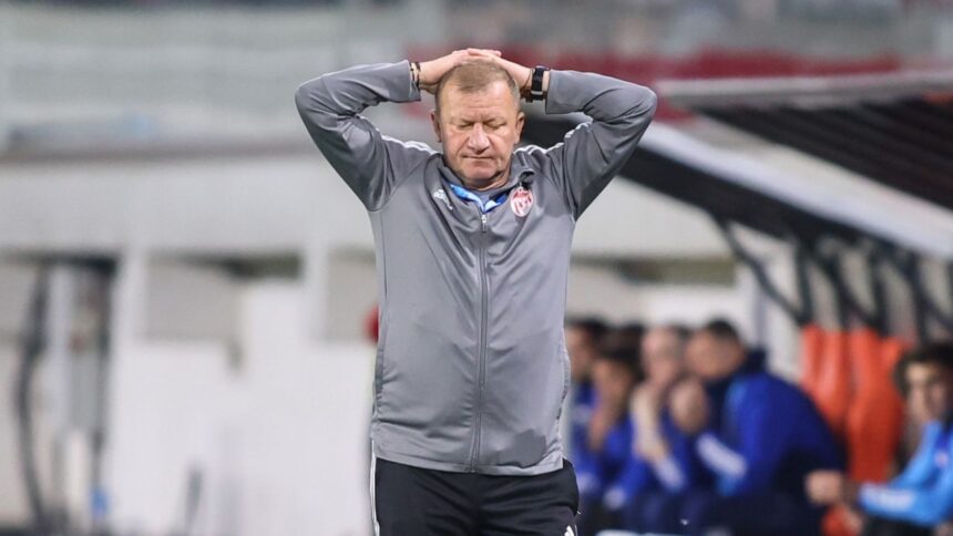 OFICIAL: Succesorul lui Dorinel Munteanu a parafat acordul: „A fost asistentul lui Lothar Matthaus” 1 oficial inlocuitorul lui dorinel munteanu a semnat a fost secundul lui lothar matthaus 68110823a5175