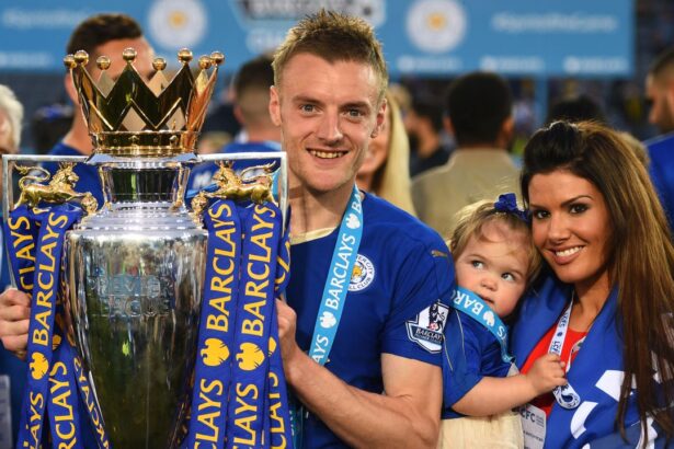oficial legendarul jamie vardy si a anuntat plecarea de la leicester dupa 13 ani unde ar putea ajunge 680a29d0a2279