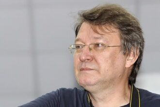 opinii generatia fulgilor de nea si oamenii de zapada 6808775f7a21d