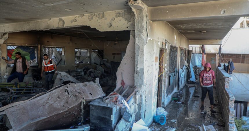 Atac devastator în Gaza: Patru vieți pierdute și 30 de victime sub ruine 1 patru persoane ucise dupa un atac israelian in gaza alte 30 de persoane sunt prinse sub daramaturi 680c98b7ce6c1