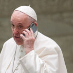 Cine a fost persoana cu care Papa a purtat conversații zilnice, vreme de peste un an și jumătate, înainte de a pleca dintre noi? 3 pe cine a sunat papa in fiecare zi timp de mai bine de un an si jumatate inainte de a muri 680727310a2f6