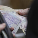 pensionarii isi vor primi banii cu intarziere in luna mai care este motivul 68078bdb1b6c9