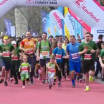Peste 2.300 de pasionați ai alergării s-au aliniat la startul celei mai îndrăgite competiții din Pădurea Băneasa! 2 peste 2 300 de sportivi amatori au participat la cea mai populara competitie de alergat din padurea baneasa 67ff695da056b