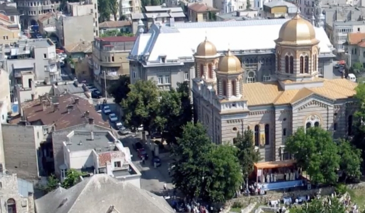 Peste 80.000 de suflete se adună pentru a celebra Învierea în peninsulele Constanței 1 peste 80 000 de persoane asteptate in noaptea de inviere in zona peninsulara din constanta 6801f3713e71f