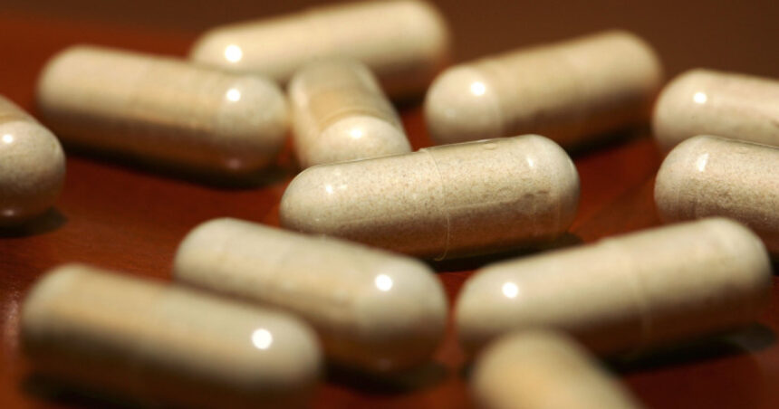 Pfizer se retrage din cursa pentru pastila zilnică de slăbit, în urma unei posibile reacții adverse la nivel hepatic 1 pfizer renunta la dezvoltarea pastilei zilnice pentru slabit dupa un caz de posibila afectare hepatica 67fd417a5cb3d