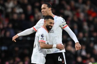 pleaca van dijk ultimul anunt al capitanului lui liverpool ii pune pe jar pe fanii echipei de pe anfield 67f3c72fc5b16