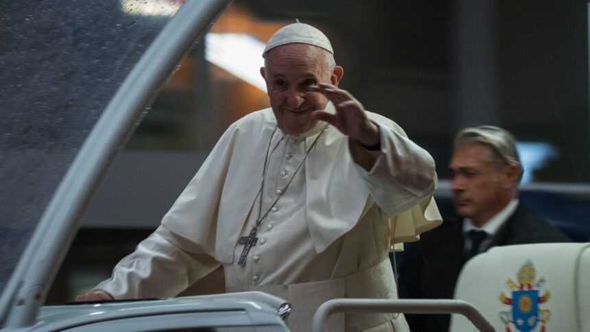 Legendele unei echipe care înflorește la fiecare schimbare în fruntea Bisericii 1 povestea miraculoasa a clubului care promoveaza de fiecare data cand un papa moare sau se retrage 680a6f4308da0