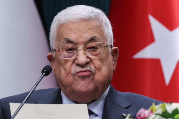 presedintele palestinian mahmoud abbas si a numit un posibil succesor 680db50a9e6bc