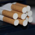 Creșterea prețului la țigări: o măsură esențială în lupta împotriva fumatului, iar reglementarea produselor alternative este cheia, susține specialistul. 2 pretul tigarilor trebuie sa creasca in continuare pentru combaterea fumatului produsele alternative sa fie reglementate expert 67ee1783dbaf8