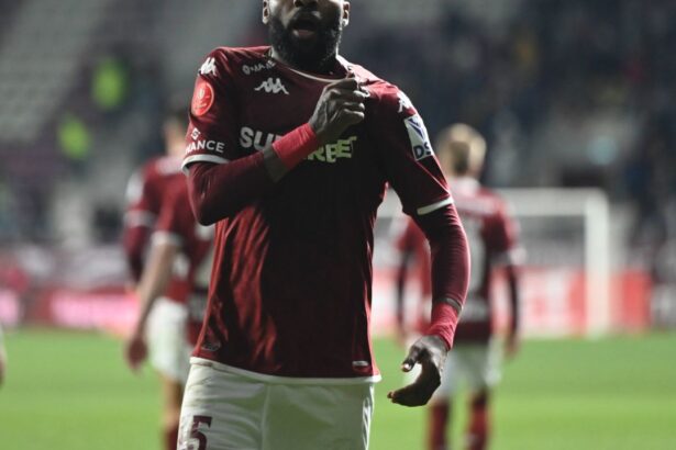 prima reactie dinspre zhejiang fc echipa chineza unde aaron boupendza era legitimat 67ff980b2c0b0