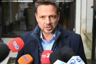 primarul varsoviei favorit pentru a ocupa functia de presedinte al poloniei la alegerile din mai sondaj 680f9b8a9b94e