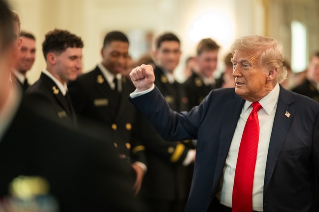 Primele 100 de zile ale lui Trump: liderul „America pe primul loc” zguduie echilibrul global 1 primele 100 de zile ale lui trump presedintele america first rastoarna ordinea mondiala 680f1e720b464
