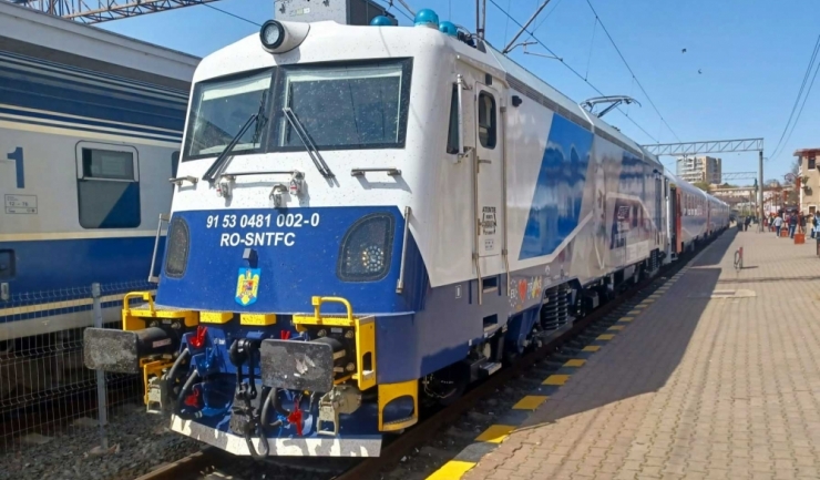 Inaugurarea primului tren modernizat prin PNRR: Aventura din București Nord până la Constanța! 1 primul tren modernizat prin pnrr a sosit la constanta din bucuresti nord 67ffe7218b818