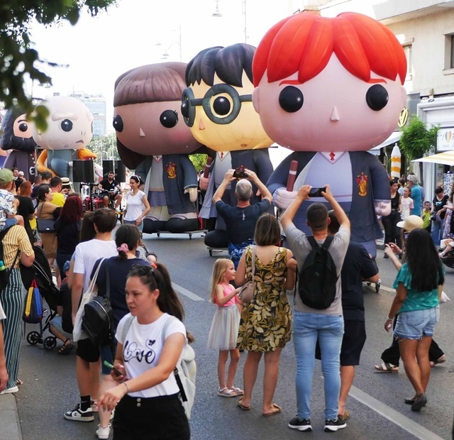 „Reîntoarcerea programului „Străzi deschise - București: O promenadă urbană pe Calea Victoriei și în cartiere”” 1 programul strazi deschise bucuresti promenada urbana revine pe calea victoriei si in cartiere 67efe2eadffd6