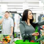 Cumpărături de Ziua Muncii 2025: Descoperă magazinele deschise pe 1 Mai! 3 programul supermarketurilor de 1 mai 2025 vezi unde poti face cumparaturi de ziua muncii 6811d3e685bc0
