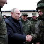 putin i a felicitat pentru victorie pe militarii rusi din kursk si le a multumit pentru munca eroica 680e7fac1717c