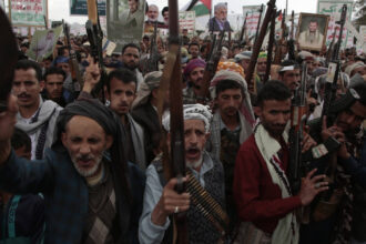 rebelii houthi au revendicat o dubla operatiune impotriva israelului si sua atacurile vor provoca doar dezamagire esec infrangere 6802719c9f789