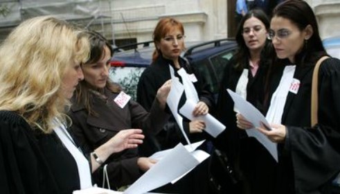 Reprezentanții CSM, ÎCCJ și PÎCCJ solicită o discuție de urgență cu coaliția guvernamentală privind reducerea pensiilor pentru judecători. 1 reprezentantii csm iccj si piccj vor o intalnire urgenta cu coalitia de guvernare pe tema taierii pensiilor magistratilor 67f7aa21e021a