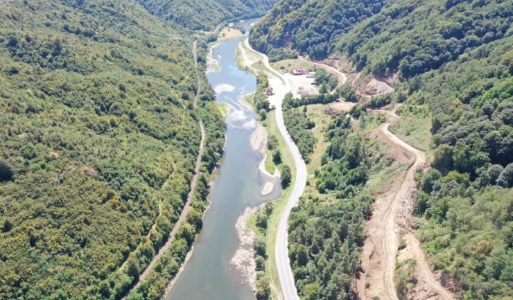 Îngustări de trafic pe DN 7 - Peisajul spectaculos al Văii Oltului 1 restrictii de circulatie pe dn 7 valea oltului 680bc4232f59b