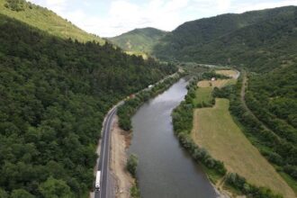 restrictii de circulatie pe valea oltului rute alternative 680efe3bdf854