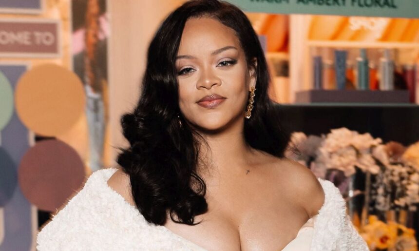Rihanna strălucește ca o „mireasă ideală” în lenjerie seducătoare. Ce detaliu stârnește speculațiile despre o posibilă logodnă cu A$AP Rocky? 1 rihanna e mireasa perfecta in lenjerie intima detaliul care alimenteaza zvonurile despre posibila logodna cu aap rocky 6808ed228e192