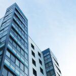 România deschide porțile către 2025 cu un salt impresionant în domeniul imobiliar: investiții în expansiune, retailul în prim-plan și birourile recâștigă interesul investitorilor! 3 romania incepe 2025 cu un avans notabil pe piata imobiliara investitiile cresc retailul domina iar sectorul de birouri revine in atentia investitorilor 6809f77bac2e2