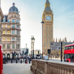 Românii dornici să călătorească în Marea Britanie trebuie să obțină o autorizație electronică de călătorie. Iată pașii necesari și informațiile despre costuri. 2 romanii care vor sa mearga in marea britanie au nevoie de o autorizatie electronica de calatorie cum se obtine si cat costa 67ec210537cbd