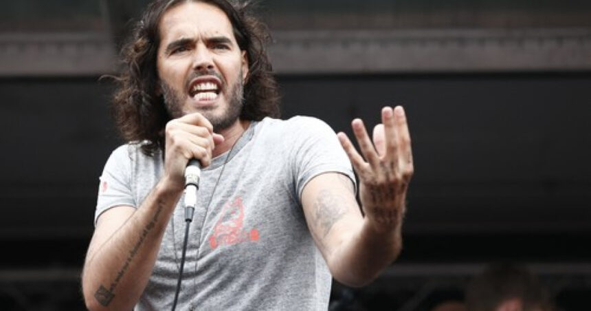 Russell Brand, acuzat de agresiune sexuală 1 russell brand a fost pus sub acuzare pentru viol 67eff7900ec44
