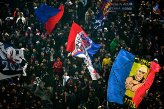 scandal la meciul fcsb dinamo fanii fcsb pusi sa isi scrie numele pe spatele fiecarui bilet 67ed219e2f265