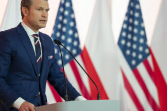 secretarul american al apararii va lipsi de la summitul nato de la ramstein pentru prima data de la infiintarea formatului 67ee37d5be180
