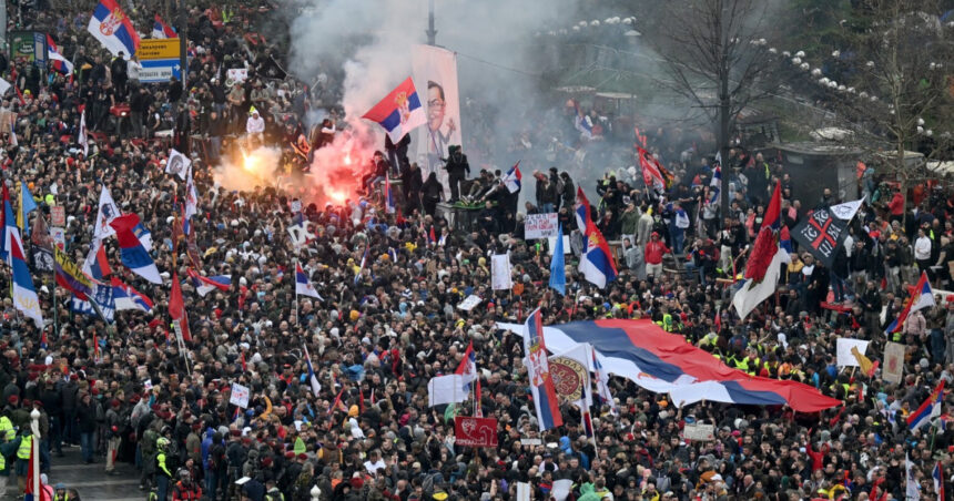 CEDO avertizează Serbia: interzicerea utilizării „armelor sonore” împotriva protestatarilor, în urma reclamațiilor privind „tunul sonic” 1 serbia somata de cedo sa nu foloseasca arme sonore impotriva manifestantilor dupa plangerile legate de tunul sonic 681256054d41b