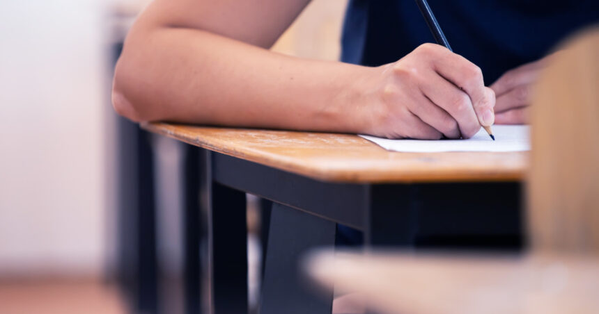 Ministerul Educației anunță o sesiune dedicată Evaluării Naționale. Află când se vor desfășura testele! 1 sesiune speciala a evaluarii nationale anuntata de ministerul educatiei cand vor avea loc probele 680a0e164216b