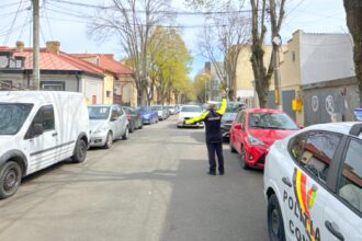 sofer cu permisul suspendat prins de politia locala constanta pe drum cu acces interzis 67fcf351ee740