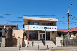 spotiva malina elena radu de la cs farul constanta si a deschis o sala de fitness 680b75c9a0955