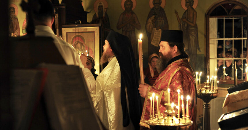 Este bine sau nu să rostim „Hristos a Înviat” înainte de Paști? Află ce spune preotul! 1 spunem sau nu hristos a inviat inainte de sarbatoarea pastelui care este explicatia preotului 6800f25eeadf4