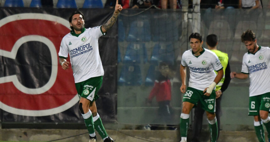 Povestea fascinantă a clubului de fotbal italian ce sărbătorește promovarea la fiecare dispariție a unui papă 1 straniul caz al clubului de fotbal italian care promoveaza de fiecare data cand un papa moare 680a0e05cdcbb