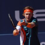 Șoc total la turneul din Madrid: campionul învins și eliminat din competiție! 3 surpriza de proportii la turneul de la madrid detinatorul trofeului trimis de acasa 680e25786fd32
