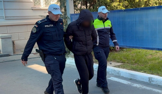 Tânăr reținut la Constanța după ce a provocat un accident rutier în care a fost implicat un copil și a părăsit locul faptei. 1 tanar arestat la constanta dupa ce a lovit cu masina un copil barbatul a fugit de la locul accidentului 67fcecb41eab8