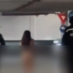 O tânără din Constanța a fost dusă la spitalul de psihiatrie după ce a fost surprinsă plimbându-se goală printr-un mall 2 tanara care s a plimbat dezbracata intr un mall din constanta a fost internata la psihiatrie 67ed53a63d432