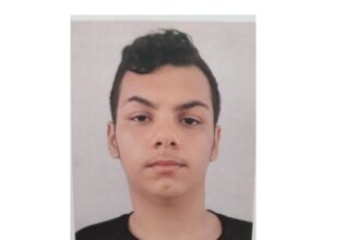 tanarul din cernavoda care a fost dat disparut de mai multe ori s a drogat si nici nu a realizat ca a furat chiar de la varul sau 68017ff7707b2
