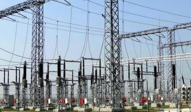 Companiile de stat vor suporta 75% din costul impozitului pe stâlp 1 taxa pe stalp va fi platita in proportie de 75 de catre companiile de stat 67ee7ab4b4263