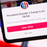 TikTok, pe cale de a fi interzis în SUA: Amazon și OnlyFans își propun achiziția platformei! 2 tiktok la un pas sa fie interzisa in statele unite amazon si only fans vor sa cumpere platforma 67ef8954628a1
