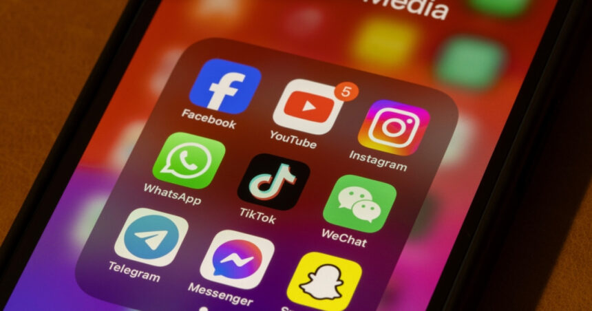 TikTok și Meta dezvăluie realitatea alegerilor din România: milioane de aprecieri false și mii de conturi de tip spam 1 tiktok si meta au publicat rapoarte despre romania si perioada alegerilor milioane de like uri false si zeci de mii de conturi de spam 67ec52a2d0dbe
